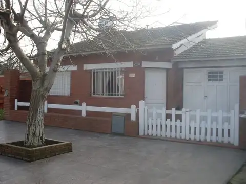 FACILIDAD DE PAGO - Venta chalet c/garage, patio y lavadero    DUEÑO DIRECTO - SIN COMISION - Miramar