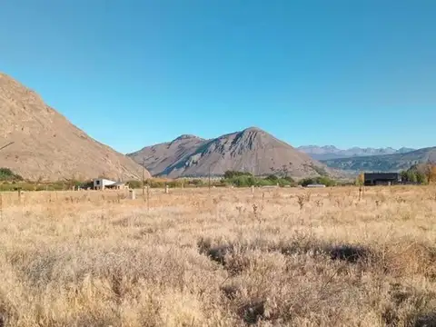 Los Coihues - Laguna Esquel