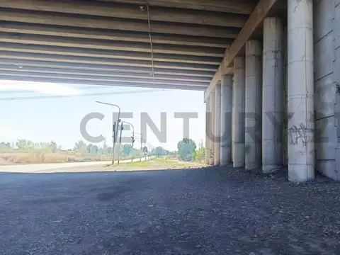 Ruta 50 y Lamadrid , Piso 0