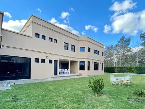 20 ntre 495 y 496 e/ 495 y 496