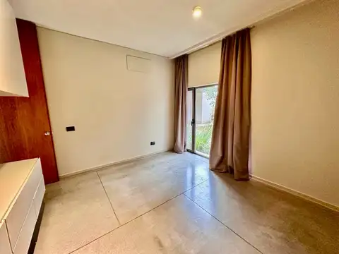 Casa en Alquiler de 3 dormitorios