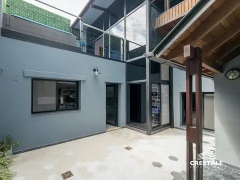 Venta / Permuta - Casa 3 dormitorios con pileta y terraza - Pichincha, Rosario