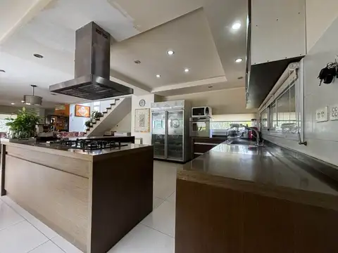 B° La Zagala, Gobernador Anaya 4000