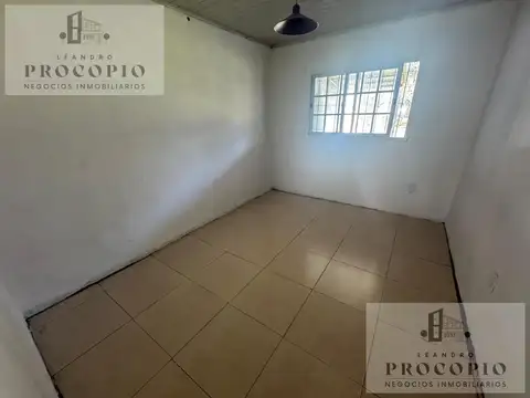 Depto Tipo Casa en Alquiler en Paso del Rey, $ 450.000