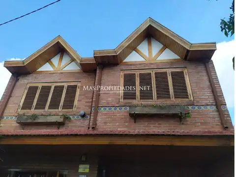 Casa 4 ambientes con 3 baños