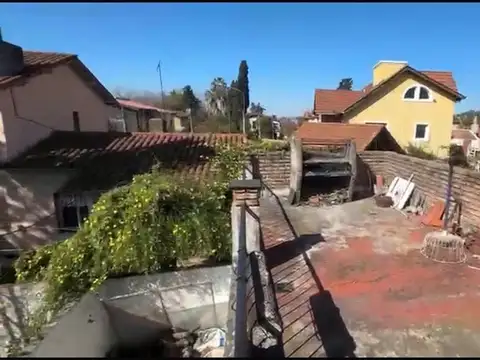 Casa 4 ambientes con 1 baño