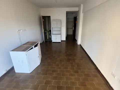 H Yrigoyen 1000, Piso 4
