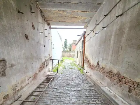 Terreno en Venta en Villa Lynch, USD 398.000