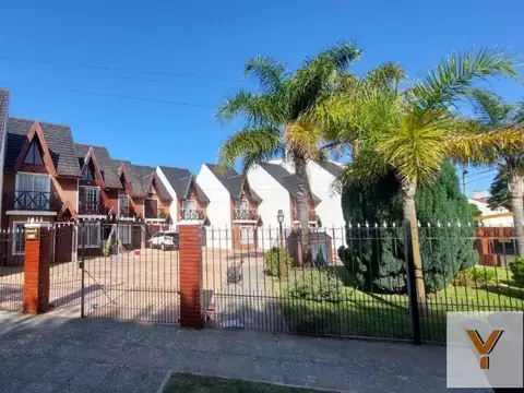 Dúplex en venta - 2 Dormitorios 2 Baños - Santa Teresita
