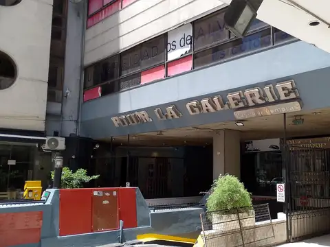 Cochera en Barrio Norte, con equipo electrógeno
