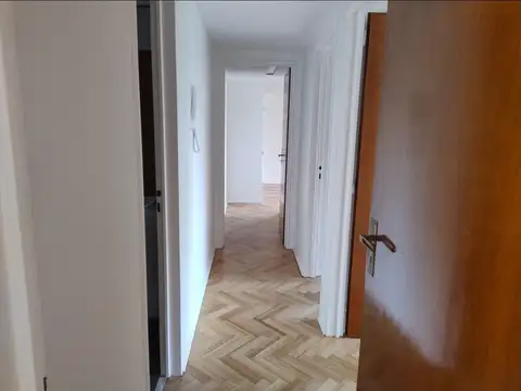 Departamento 4 ambientes con 3 baños
