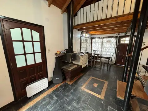 Depto Tipo Casa en Venta en Ramos Mejia Sur, USD 93.000