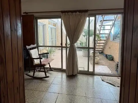 Departamento interno de dos dormitorios en venta, barrio talleres este