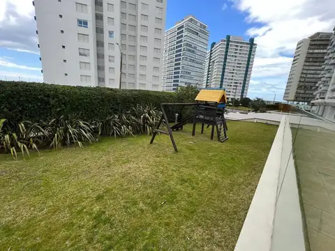 Departamento en Alquiler con 1 cocheras