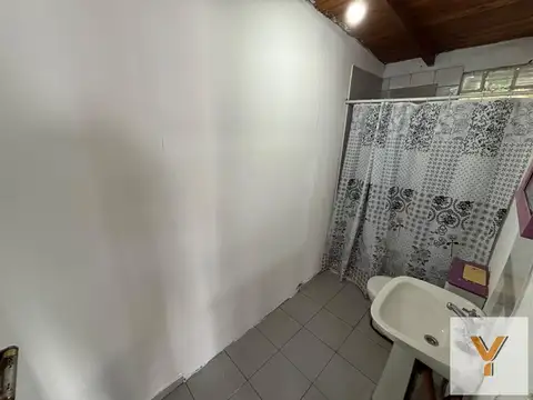 Casa en Alquiler con 1 cochera