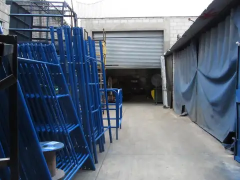 Galpon en Venta 17,32  mts Frente