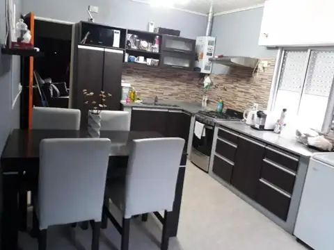 Casa en Venta en Villa Elvira, USD 58.000