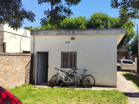 Local en Venta en Capitan Bermudez, USD 100.000