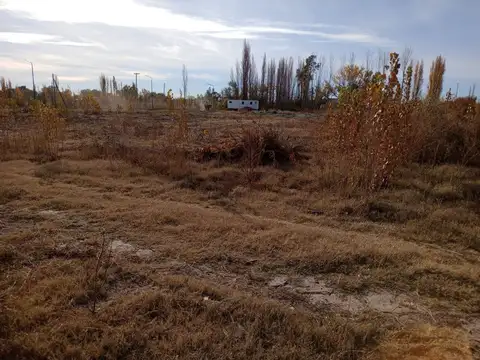 Venta de terreno de 1028,04 en Fernandez Oro