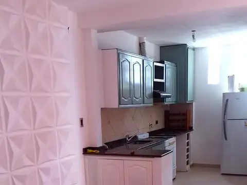 Depto Tipo Casa 2 ambientes con 1 baño