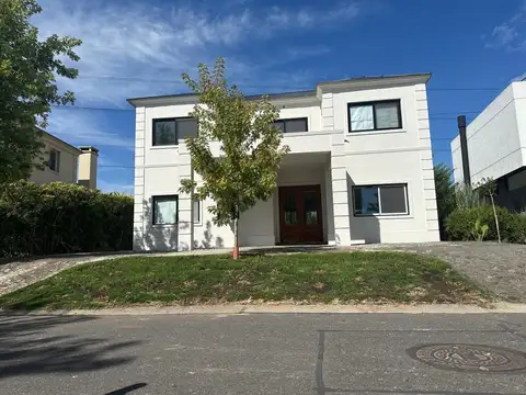 Casa en Alquiler en Otros barrios de Nordelta, USD 5.000