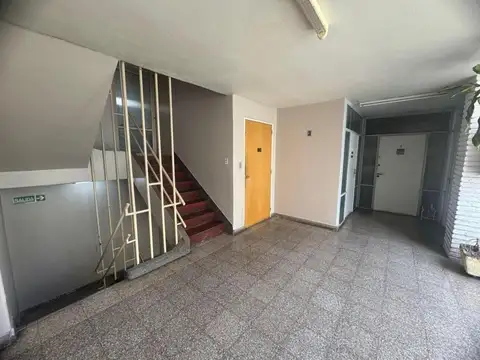 VENDO OFICINA FRENTE TRIBUNALES