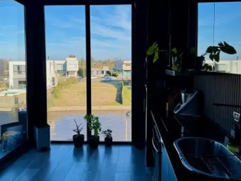 Casa en Alquiler al Norte