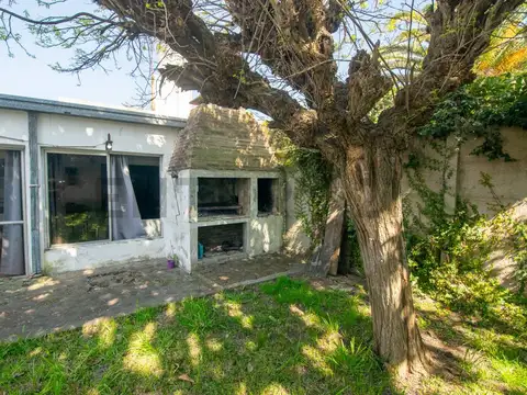 Casa en Venta en Los Hornos, USD 65.000