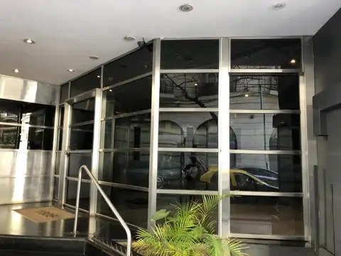 Recoleta, Ampl y cómoda Cochera,alta rentabilidad,bajas exp!