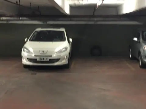 Recoleta, Ampl y cómoda Cochera,alta rentabilidad,bajas exp!