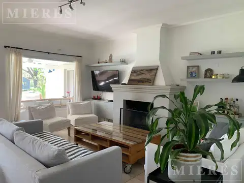 Casa en Alquiler en Santa Barbara, USD 2.800
