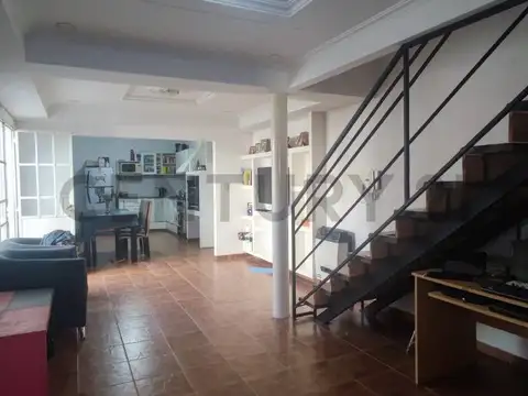 Casa en Venta en Villa Elvira, USD 110.000
