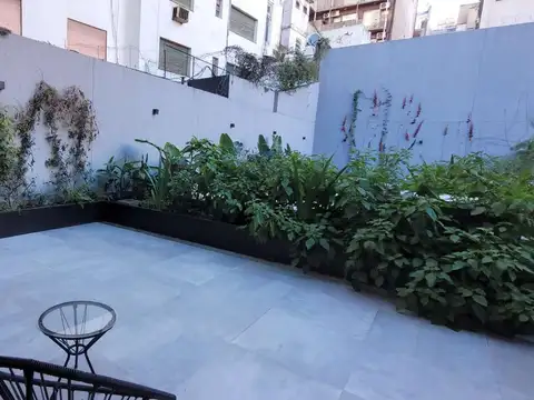 Godoy Cruz 2500, Piso 1