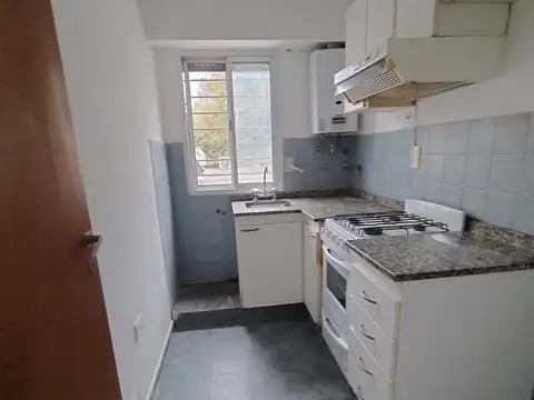 Departamento en Alquiler en República De La Sexta, $ 385.000