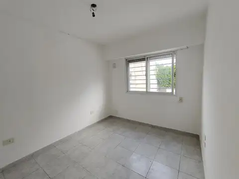 Departamento en Alquiler en República De La Sexta, $ 385.000