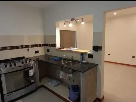 Casa 3 ambientes con 2 baños