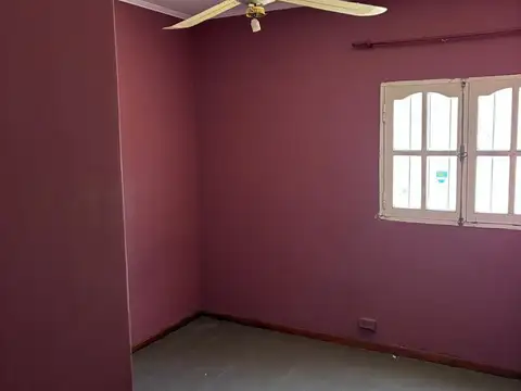 CASA 3 DORMITORIOS VENTA B° INTERSINDICAL ZONA SUR