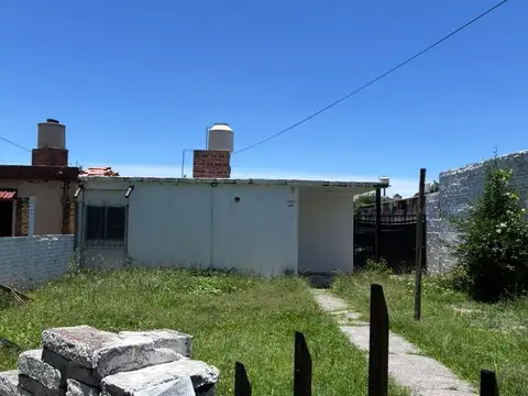 Zona Sur. B° Intersindical. Radio General Paz 2600