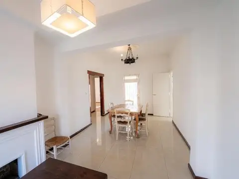 Chalet c/deptos   apto vivienda y/o uso prof - comercial