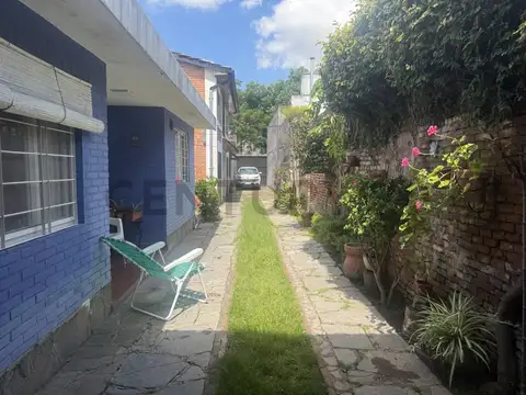 VENTA CASA LOTE PROPIO IDEAL MULTIFAMILIA+TALLER+COCHERAS. TUPAC AMARU, 1000, VELEZ SARSFIELD. C.A.B