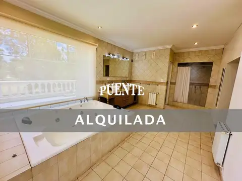 Casa en Alquiler al Este