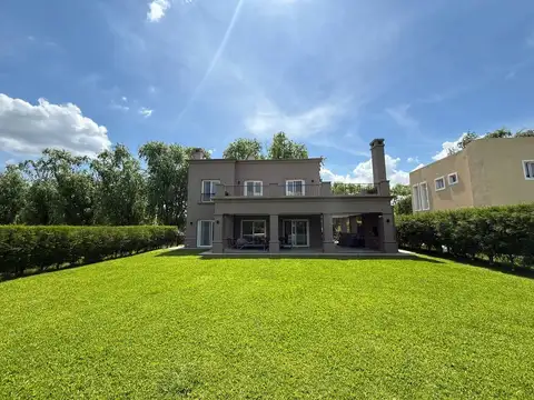 CASA VENTA HARAS DEL SUR II  APTO BANCO FINANCIA