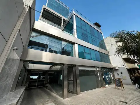 OFICINA EN BANFIELD