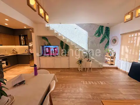 Ph 4 ambientes con cochera, patio y terraza