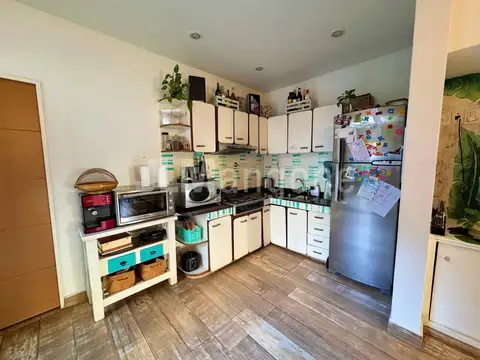 Depto Tipo Casa 4 ambientes con 2 baños