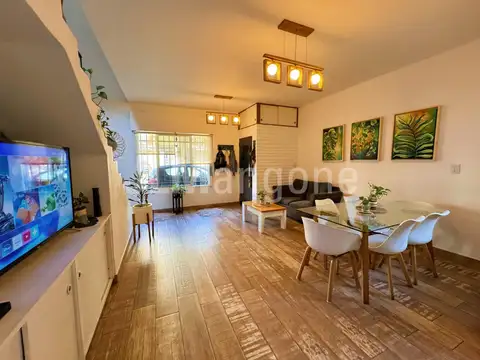 Depto Tipo Casa en Venta de 4 ambientes