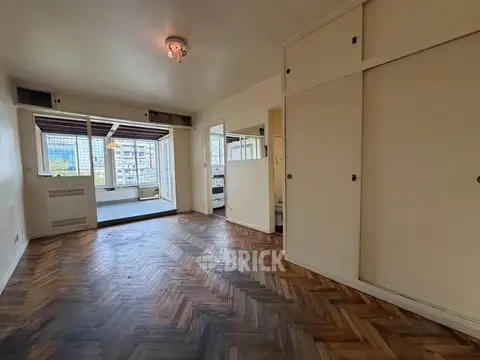 ESPECT MONOAMBIENTE EN VICENTE LOPEZ AL 1900 - BALCON ATERRAZADO TODO SOL APTO PROF