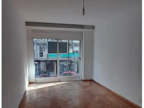 4 amb al frente 78 m2 con balcon corrido 2 baños caballito