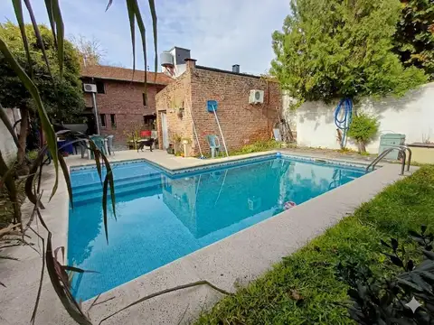 Casa en venta - Lomas la Merced - Beccar - 4 dormitorios - jardín - quincho - pileta