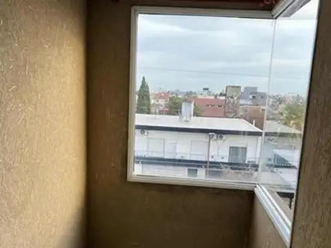 Departamento en Venta en Villa Luzuriaga, USD 80.000